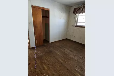 1407 E 36th Avenue, Gary, IN 46409 - Photo 5