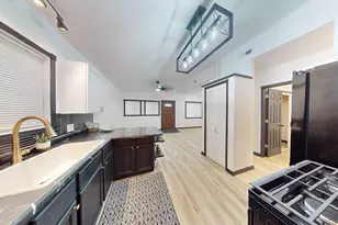 737 E 47th Ave, Gary, IN 46409 - Photo 7