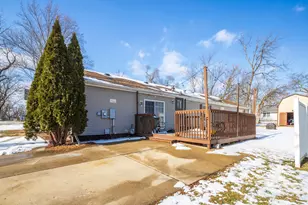 409 W South St, Hebron, IN 46341 - Photo 3