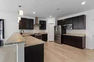 7485 Clark St, Merrillville, IN 46410 - Photo 5