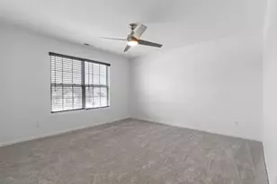 7485 Clark St, Merrillville, IN 46410 - Photo 27