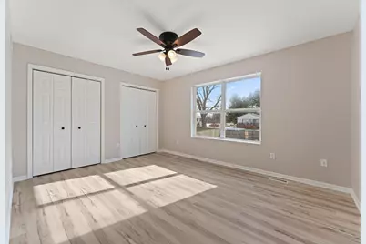 2461 S Hansen Boulevard, Hobart, IN 46342 - Photo 15