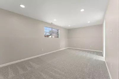 2461 S Hansen Boulevard, Hobart, IN 46342 - Photo 17