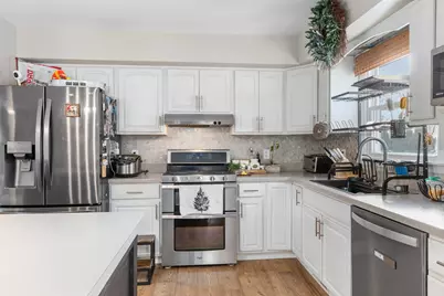 3203 Parker Drive, Valparaiso, IN 46383 - Photo 5