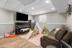 3203 Parker Dr, Valparaiso, IN 46383 - Photo 17