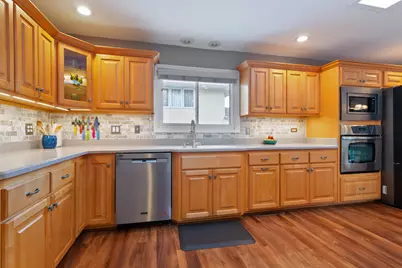 8134 Oakwood Avenue, Munster, IN 46321 - Photo 9