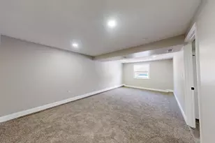 1528 Hanley St, Gary, IN 46406 - Photo 15