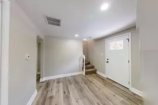 1528 Hanley St, Gary, IN 46406 - Photo 5