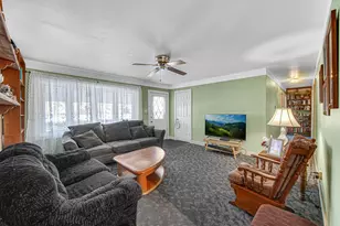 1906 Sherman St, Schererville, IN 46375 - Photo 5