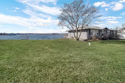 238 W Johnson Road, La Porte, IN 46350 - Photo 3