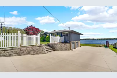 238 W Johnson Road, La Porte, IN 46350 - Photo 5