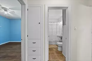 1102 Lafayette St, Valparaiso, IN 46383 - Photo 15