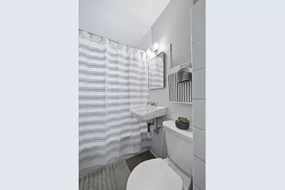 1102 Lafayette Street, Valparaiso, IN 46383 - Photo 13