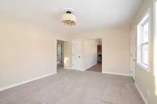 308 N Wilson St, Hobart, IN 46342 - Photo 7