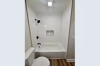 4980 E 27th Avenue, Lake Station, IN 46405 - Photo 11