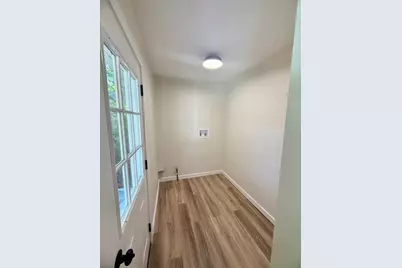 4980 E 27th Avenue, Lake Station, IN 46405 - Photo 9