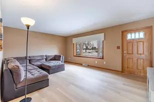 3543 44th St, Highland, IN 46322 - Photo 9