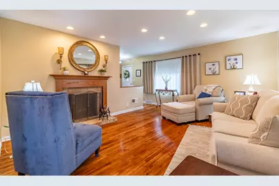 7445 Woodmar Avenue, Hammond, IN 46323 - Photo 3