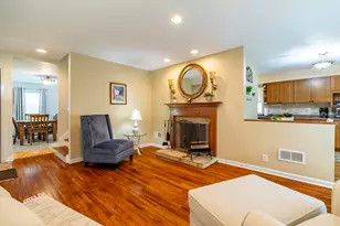 7445 Woodmar Ave, Hammond, IN 46323 - Photo 5