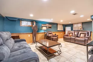 7445 Woodmar Ave, Hammond, IN 46323 - Photo 21