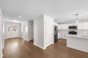 4742 Kennedy Ave, East Chicago, IN 46312 - Photo 5