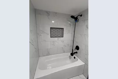 15 Kenworthy Street, Valparaiso, IN 46385 - Photo 5