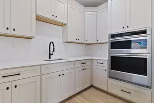 9440 Tall Grass Trail, Saint John, IN 46373 - Photo 17