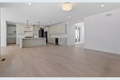 9440 Tall Grass Trail, Saint John, IN 46373 - Photo 13