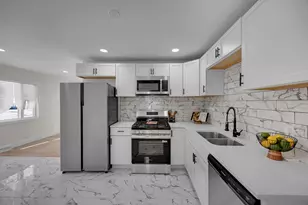 2110 Cleveland St, Gary, IN 46404 - Photo 5