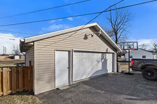 331 S Melville St, Rensselaer, IN 47978 - Photo 21