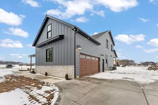 3979 Tomahawk Cir, La Porte, IN 46350 - Photo 45