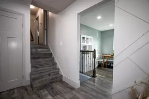 2950 101st St, Highland, IN 46322 - Photo 9