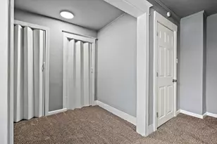 565 Jackson St, Gary, IN 46402 - Photo 15