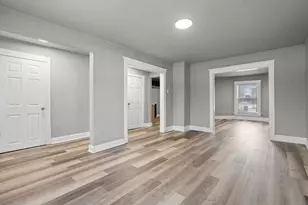 565 Jackson St, Gary, IN 46402 - Photo 5