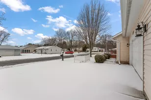 507 S 20th St, Chesterton, IN 46304 - Photo 25