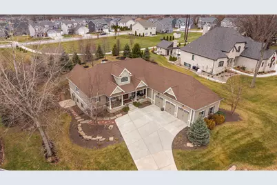 2309 Throughwoods Drive, Valparaiso, IN 46385 - Photo 5