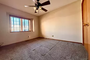 6198 Avocet Cir, Hobart, IN 46342 - Photo 35