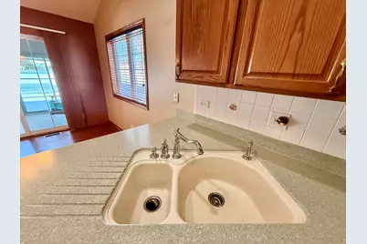 6198 Avocet Circle, Hobart, IN 46342 - Photo 17