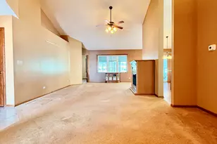 6198 Avocet Cir, Hobart, IN 46342 - Photo 7