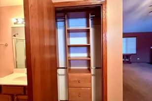 6198 Avocet Cir, Hobart, IN 46342 - Photo 11