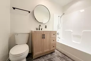 1128 Earl Rd, Michigan City, IN 46360 - Photo 15