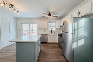 1128 Earl Rd, Michigan City, IN 46360 - Photo 7