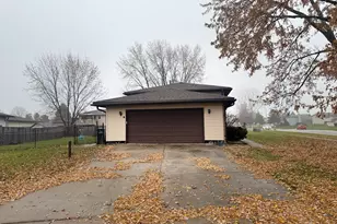 6276 Robbins Rd, Portage, IN 46368 - Photo 3