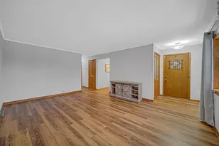 8017 Madison Ave, Munster, IN 46321 - Photo 3