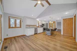 8017 Madison Ave, Munster, IN 46321 - Photo 9