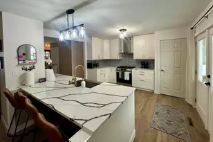 453 W 300 S, Valparaiso, IN 46385 - Photo 13