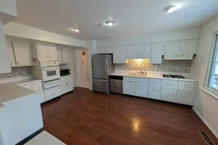 405 Spruce Dr, Trail Creek, IN 46360 - Photo 9