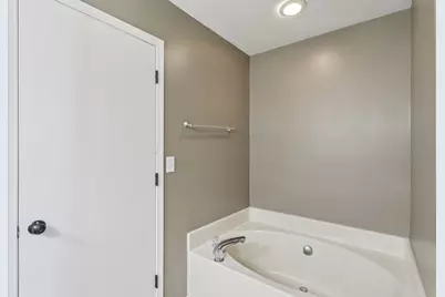 659 Forest Glen Drive, Valparaiso, IN 46385 - Photo 17