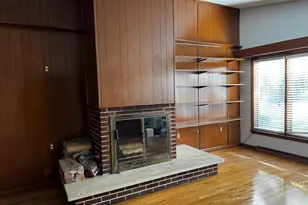 2306 W 65th Ave, Merrillville, IN 46410 - Photo 3