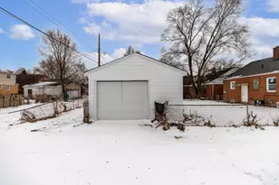4601 Buchanan St, Gary, IN 46408 - Photo 25